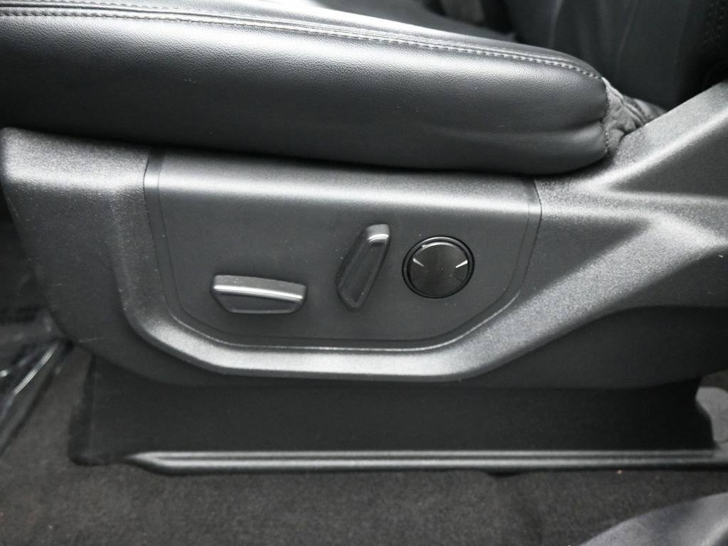 Certified 2024 Ford Expedition Max XLT image 36