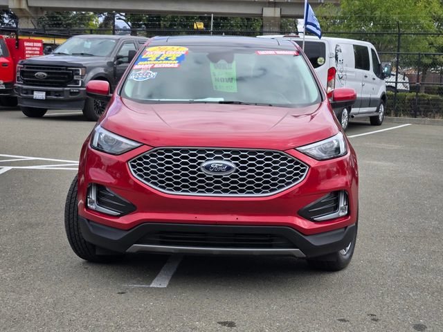 Certified 2023 Ford Edge SEL w/ Convenience Package AWD/4WD image 2
