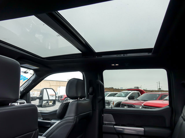 Certified 2025 Ford F250 Platinum image 13