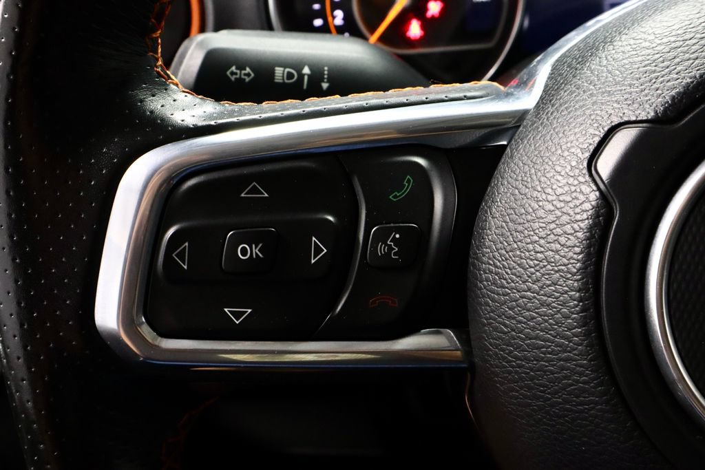 Used 2023 Jeep Gladiator Mojave w/ Cold Weather Group AWD/4WD image 26
