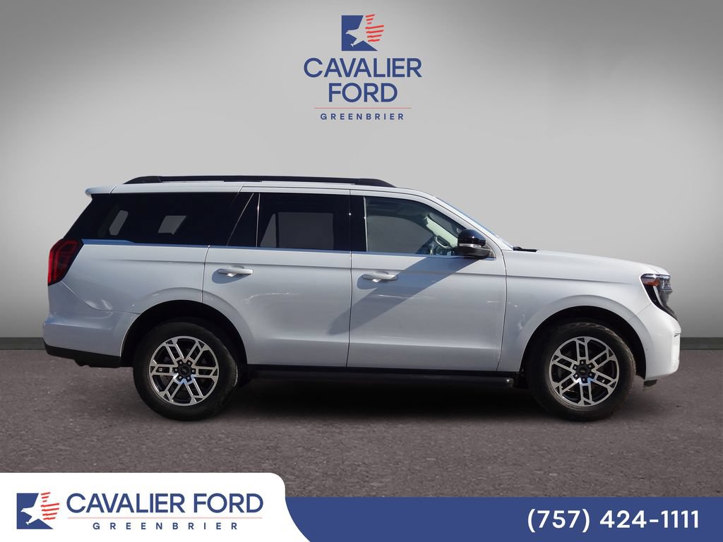 Certified 2026 Ford Expedition Active AWD/4WD image 2