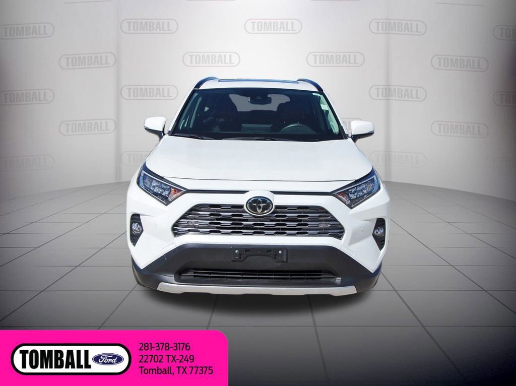 Used 2019 Toyota RAV4 Limited w/ Cold Weather Package image 9