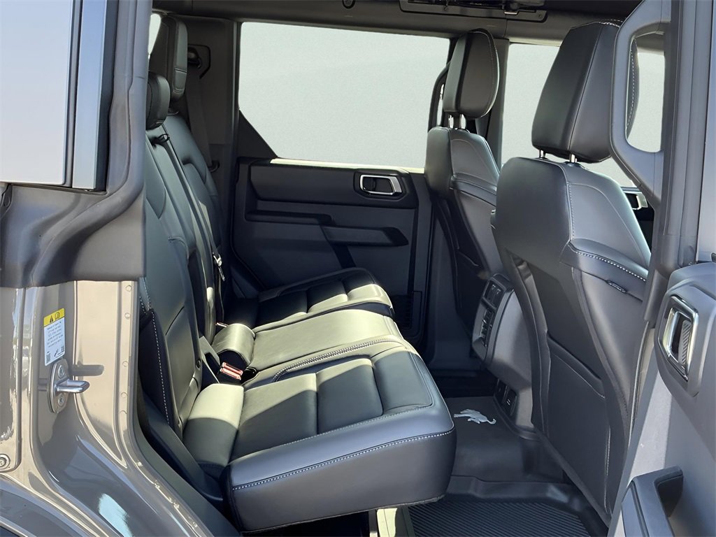 Certified 2025 Ford Bronco Outer Banks w/ Sasquatch Package image 16