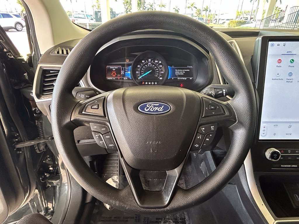 Certified 2024 Ford Edge SE w/ Black Appearance Package AWD/4WD image 14