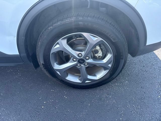 Certified 2026 Ford Escape ST-Line AWD/4WD image 11