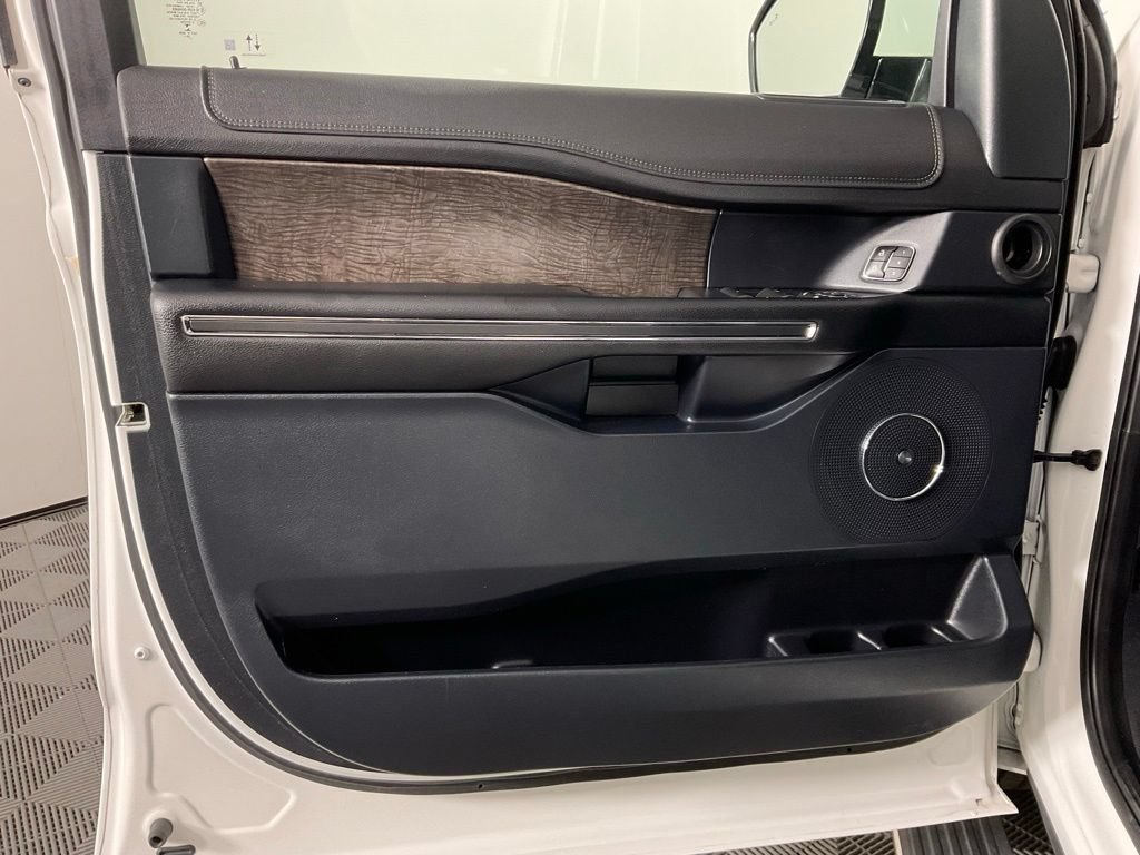 Certified 2021 Ford Expedition Limited AWD/4WD image 12