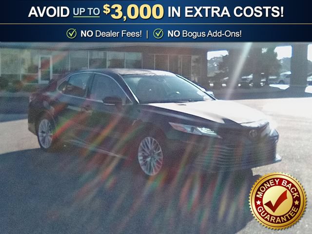 Used 2018 Toyota Camry XLE FWD image 10