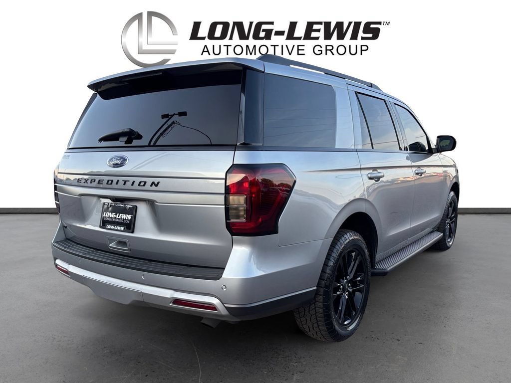 Certified 2024 Ford Expedition XLT RWD image 7