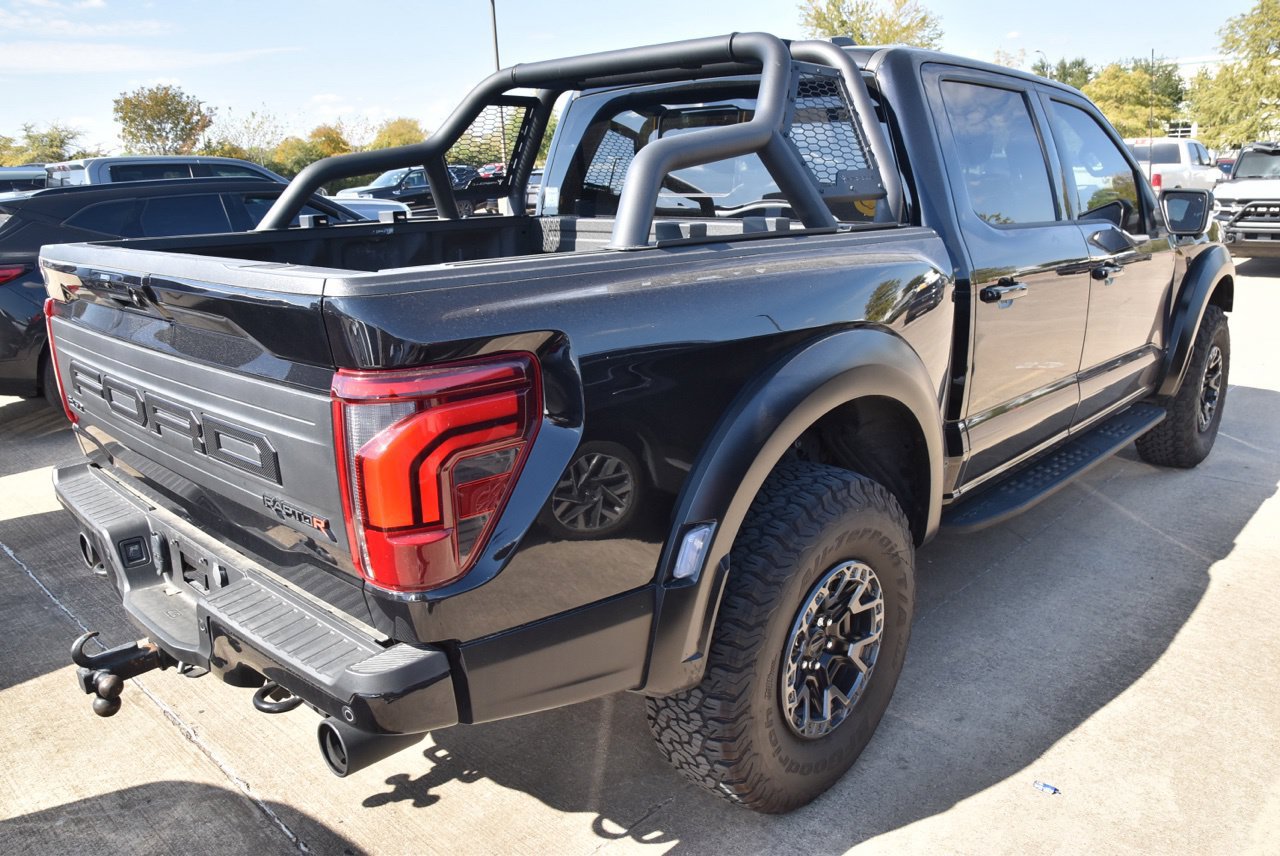 Certified 2025 Ford F150 Raptor w/ Equipment Group 803A Raptor R AWD/4WD image 6