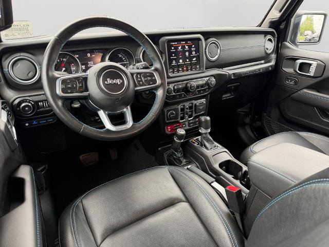 Used 2022 Jeep Wrangler Unlimited Rubicon 4xe w/ Cold Weather Group AWD/4WD image 13