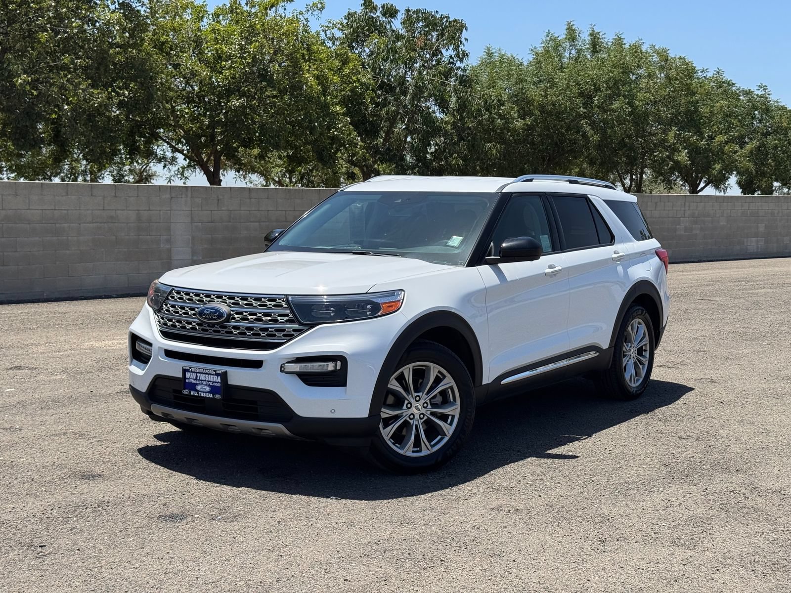 Certified 2023 Ford Explorer Limited RWD image 11