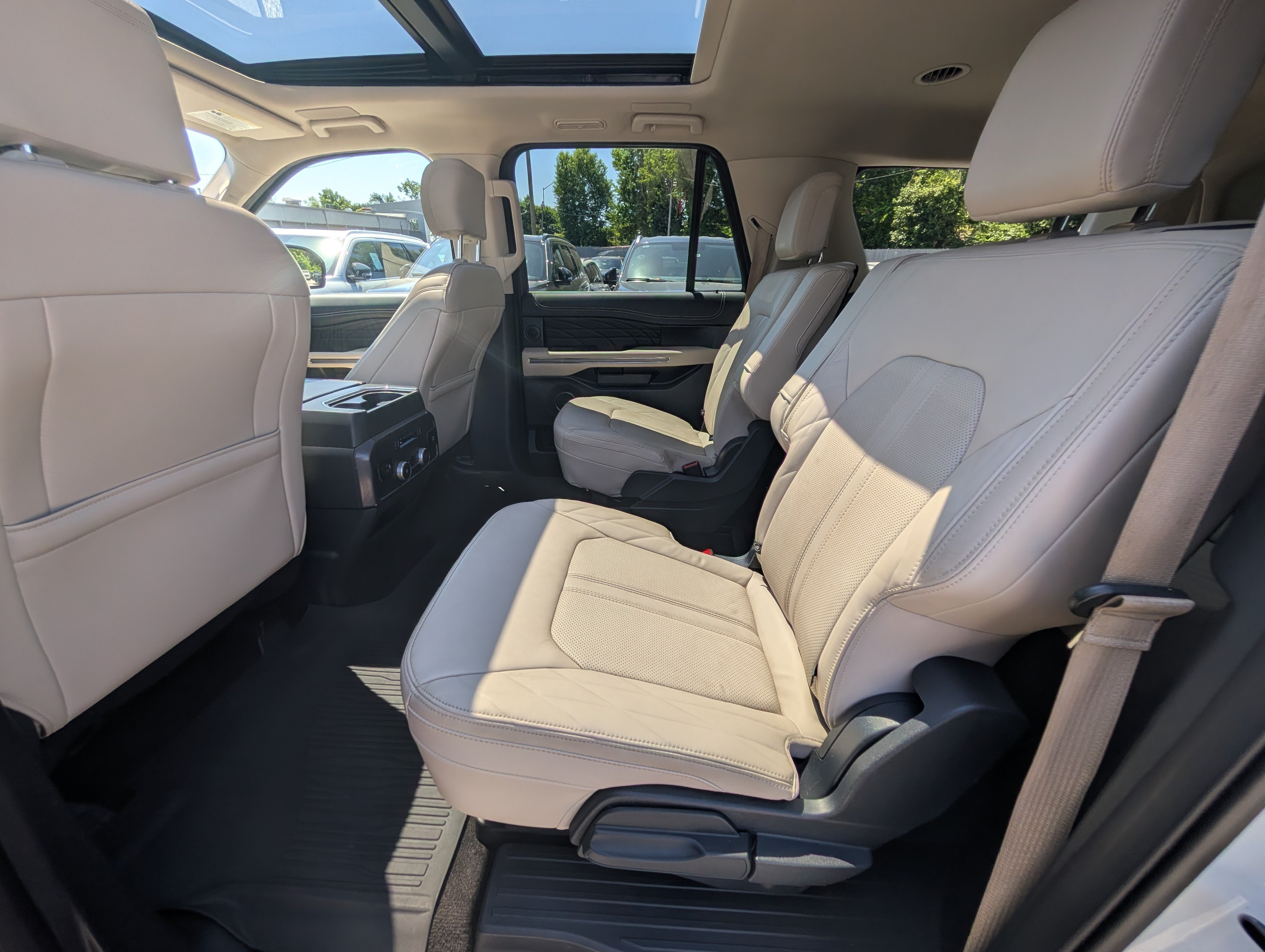 Certified 2023 Ford Expedition Max Platinum AWD/4WD image 18
