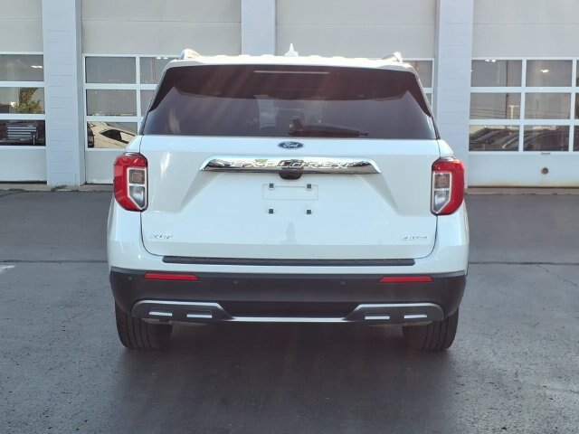 Certified 2024 Ford Explorer XLT w/ Equipment Group 202A AWD/4WD image 6