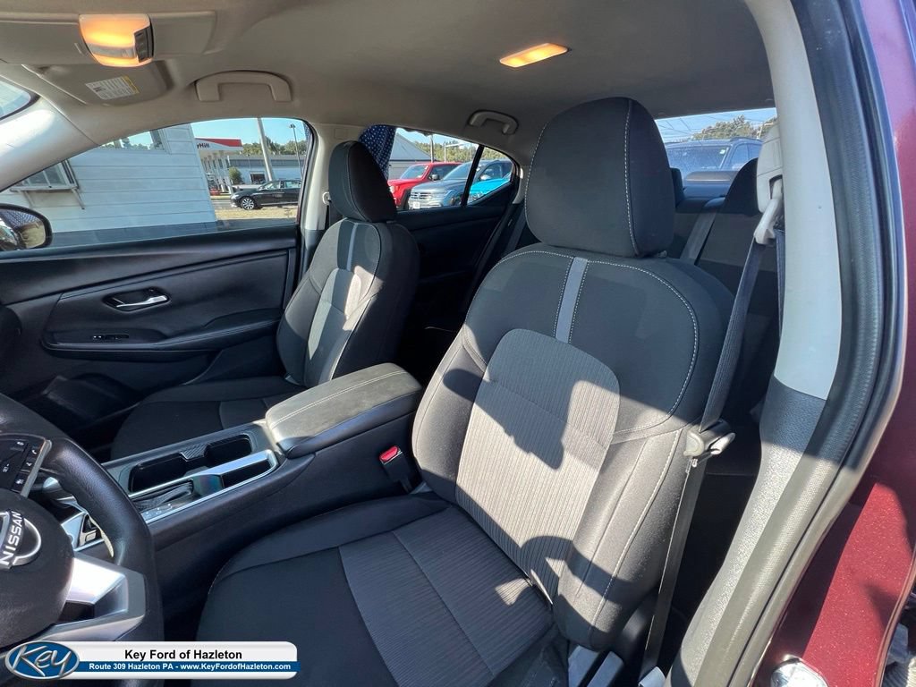 Used 2024 Nissan Sentra SV FWD image 17