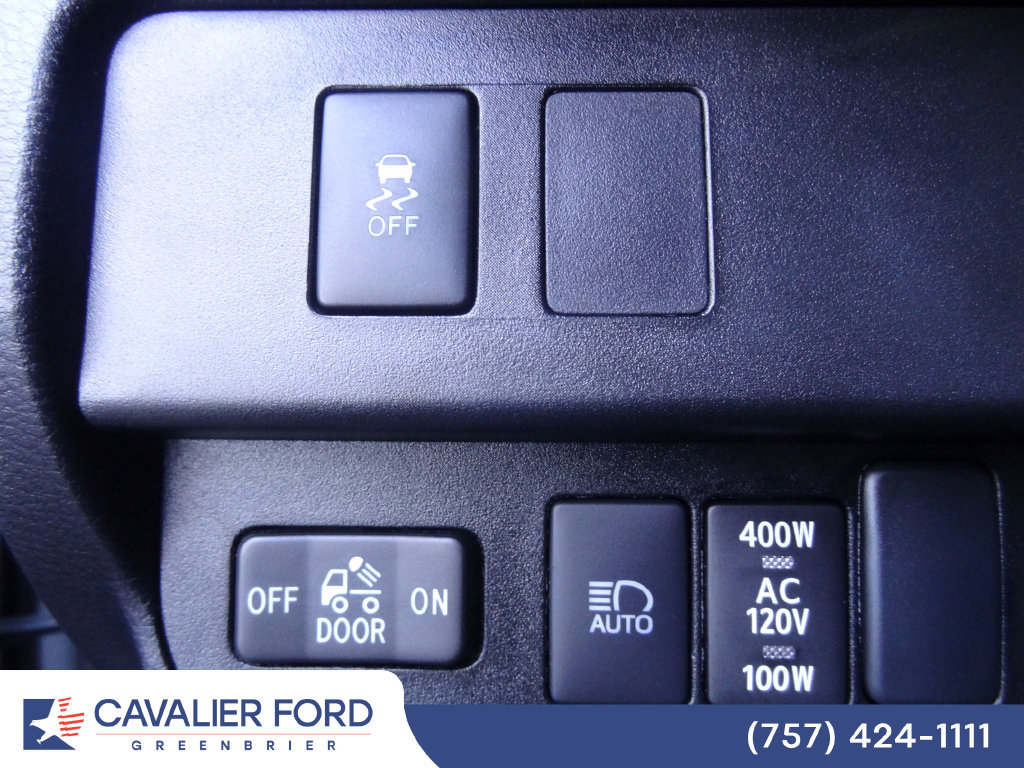 Used 2023 Toyota Tacoma TRD Off-Road AWD/4WD image 14