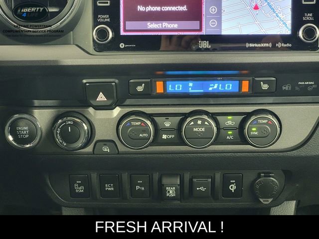 Used 2021 Toyota Tacoma TRD Sport w/ TRD Premium Sport Package AWD/4WD image 22