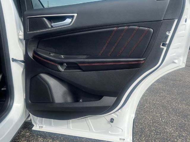 Certified 2022 Ford Edge ST-Line w/ Class II Trailer Tow Package AWD/4WD image 37