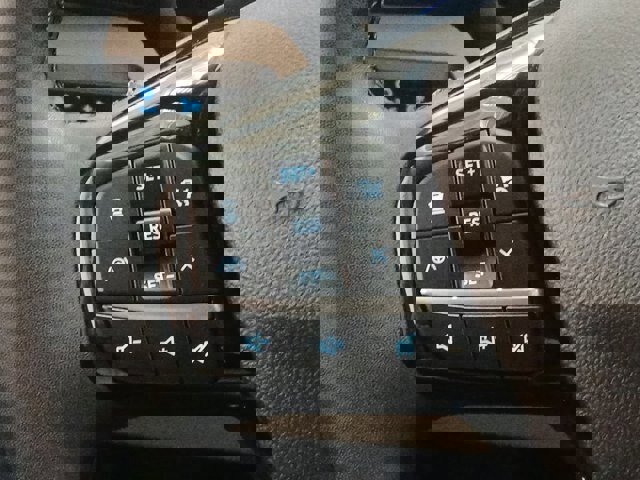 Certified 2022 Ford Escape Titanium w/ Class II Trailer Tow Package image 9