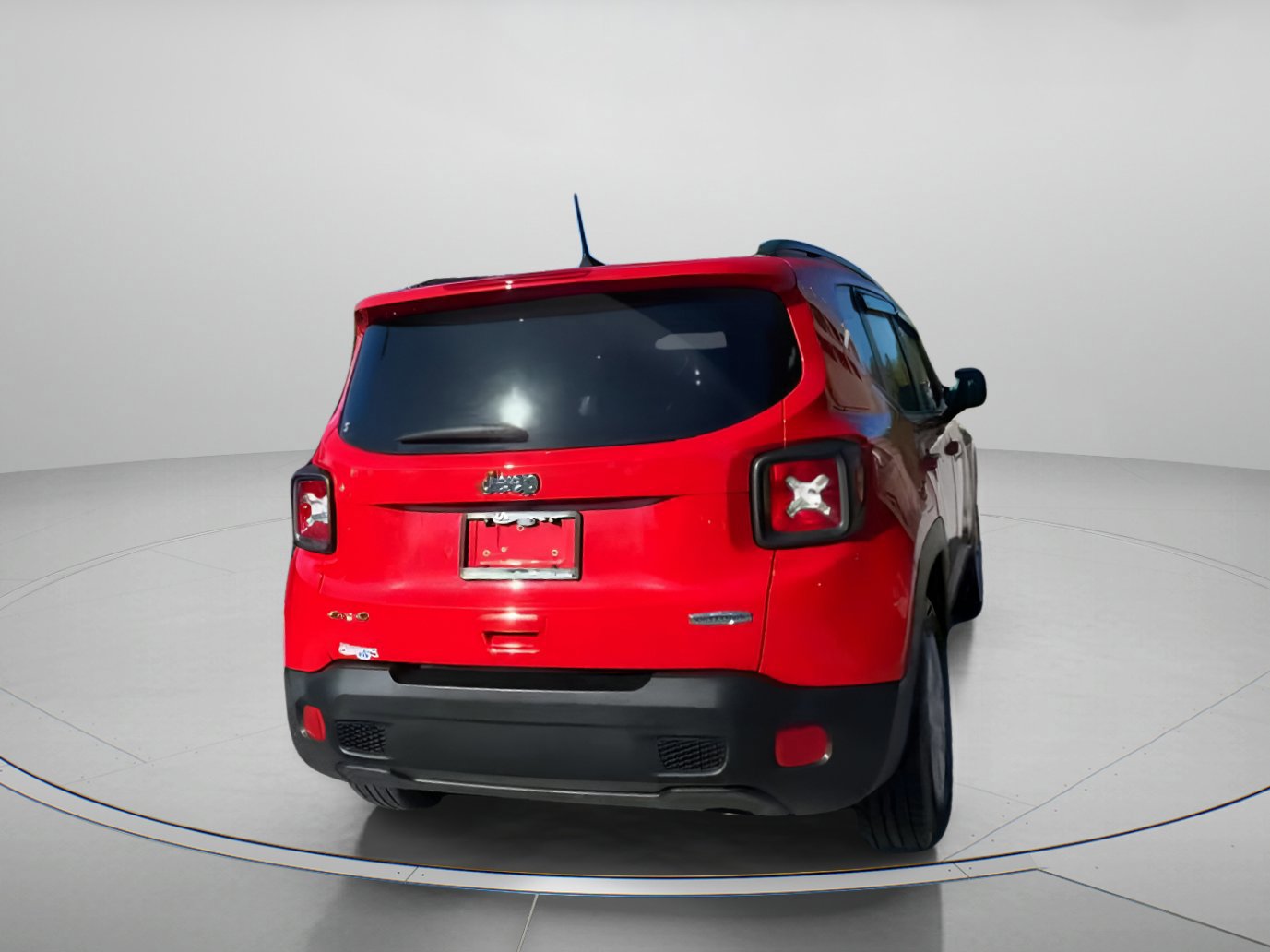 Used 2018 Jeep Renegade Latitude image 18