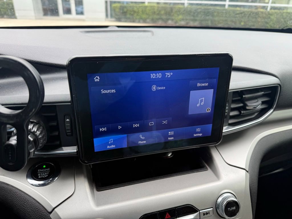 Certified 2021 Ford Explorer XLT w/ Equipment Group 202A image 6