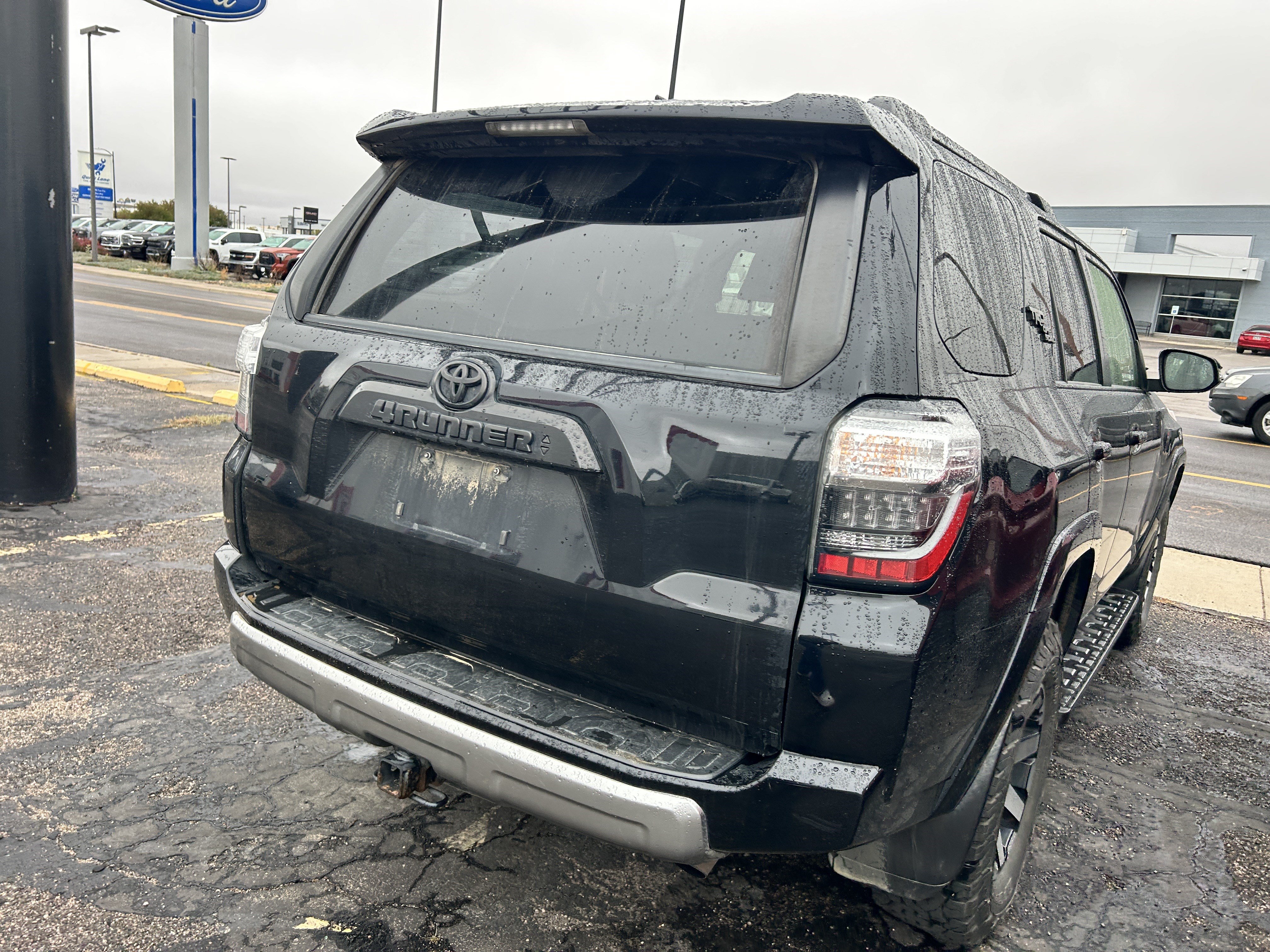 Used 2022 Toyota 4Runner TRD Off-Road Premium AWD/4WD image 6