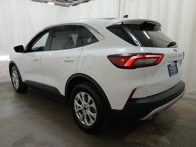 Certified 2023 Ford Escape Active image 2