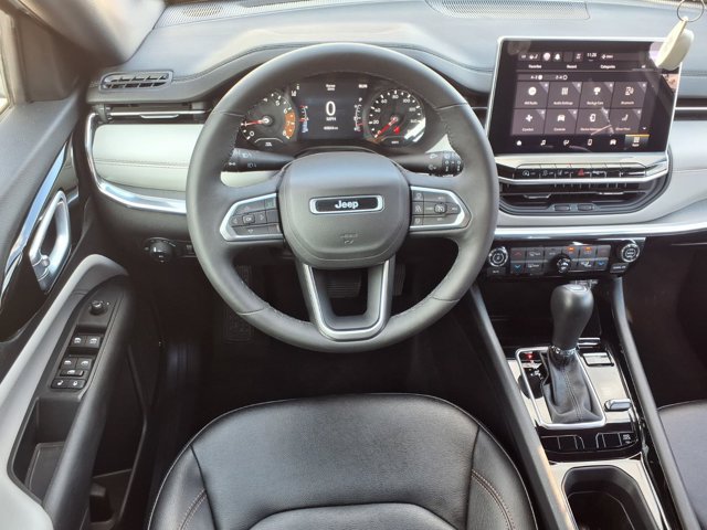 Used 2024 Jeep Compass Limited AWD/4WD image 6