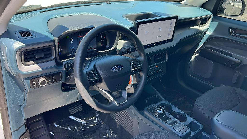 Certified 2025 Ford Maverick XL FWD image 11
