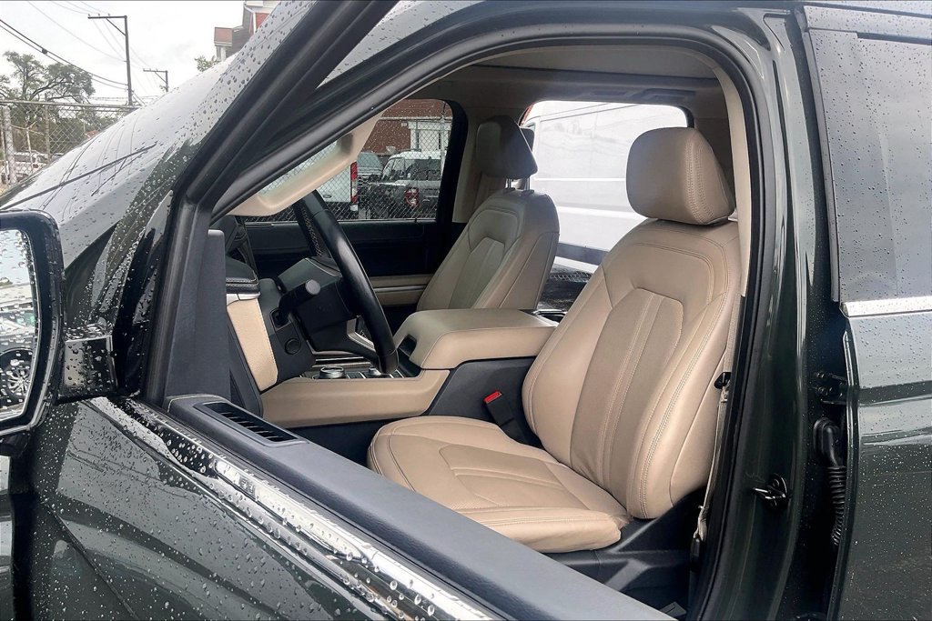 Certified 2023 Ford Expedition Limited AWD/4WD image 24