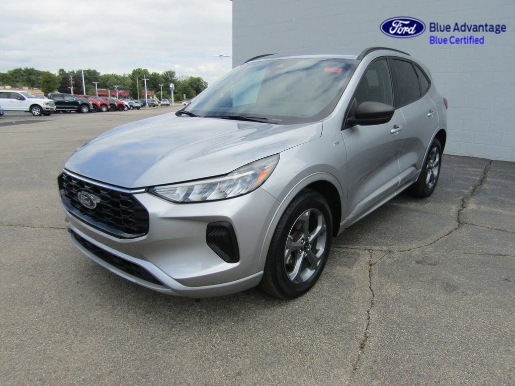 Certified 2023 Ford Escape ST-Line w/ Tech Pack #1 AWD/4WD image 34
