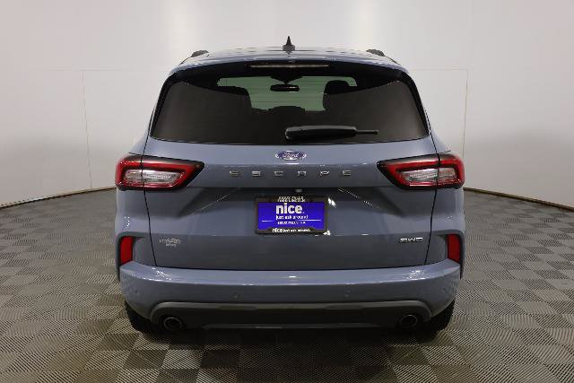 Certified 2024 Ford Escape ST-Line w/ Tech Pack #1 AWD/4WD image 6