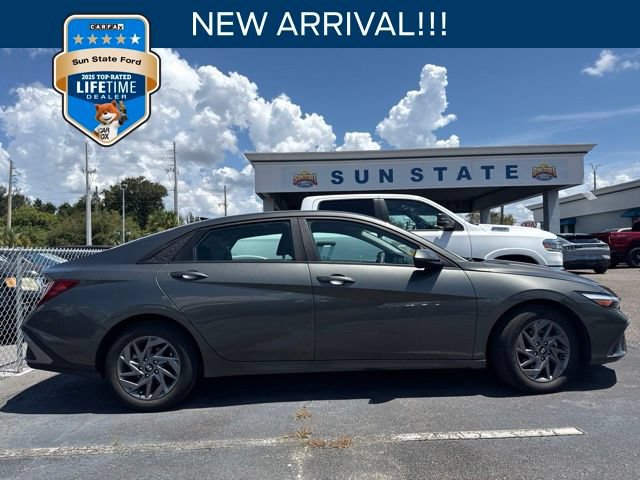 Used 2024 Hyundai Elantra SEL