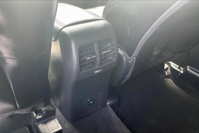 Certified 2024 Ford Escape ST-Line AWD/4WD image 33