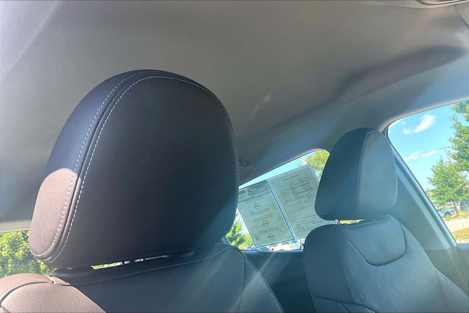 Used 2023 Chevrolet Bolt LT w/ Infotainment Package FWD image 27