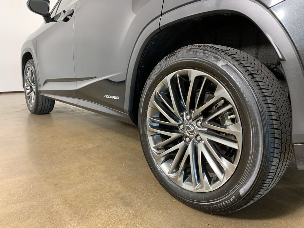 Used 2022 Lexus RX 450h AWD w/ Luxury Package image 15