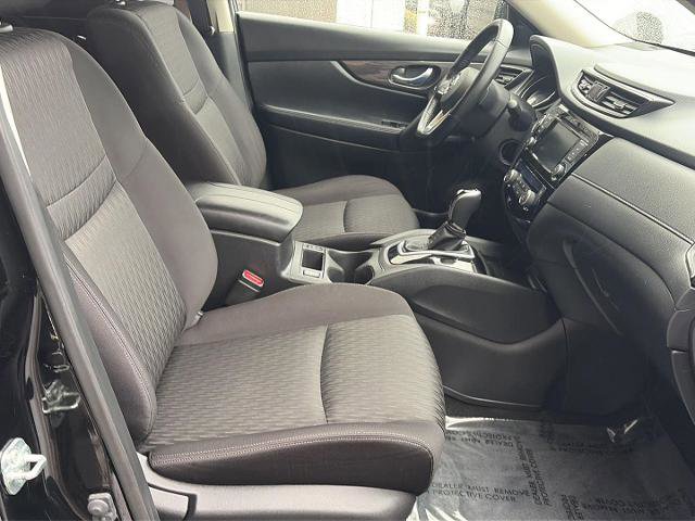 Used 2018 Nissan Rogue SV image 10