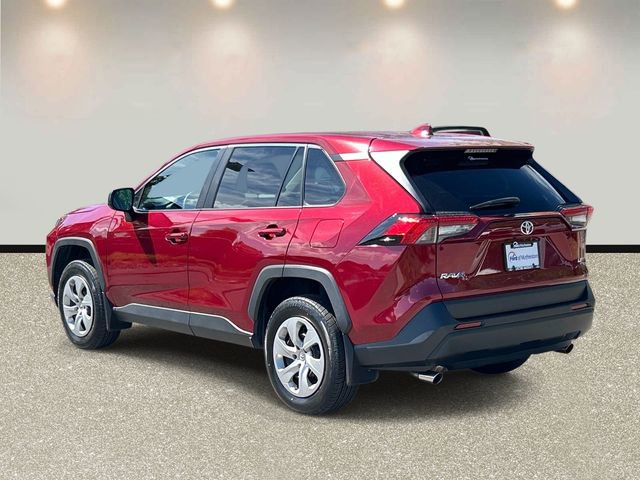 Used 2022 Toyota RAV4 LE FWD image 7
