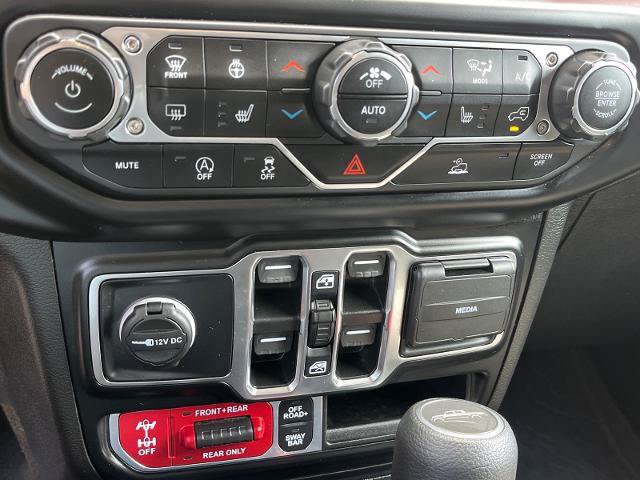 Used 2021 Jeep Gladiator Rubicon AWD/4WD image 16