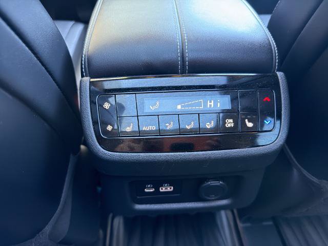 Used 2024 INFINITI QX60 Luxe AWD/4WD image 32
