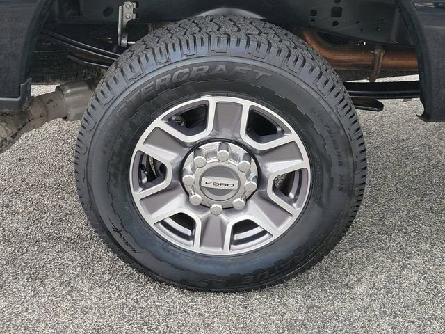 Certified 2025 Ford F250 XLT image 6