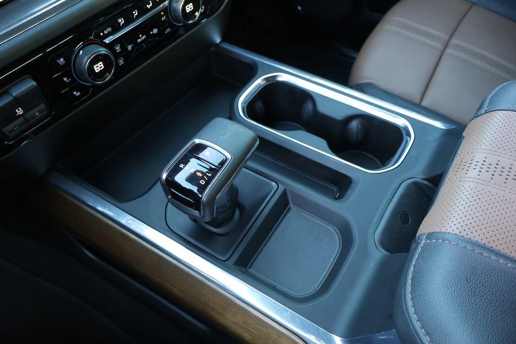 Used 2023 Chevrolet Silverado 1500 High Country w/ Technology Package image 40