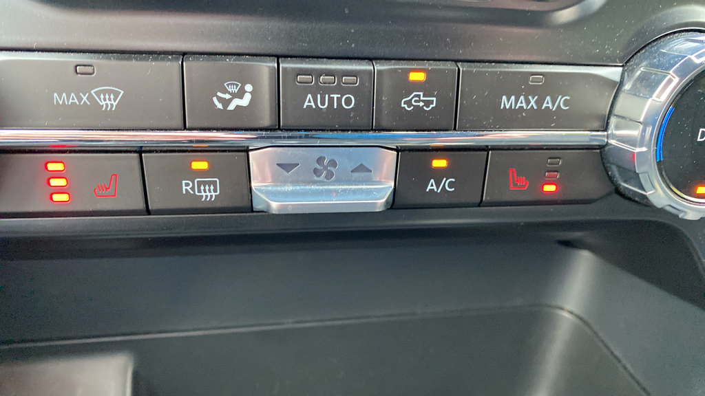 Certified 2024 Ford F150 XLT w/ Equipment Group 302A MID AWD/4WD image 15