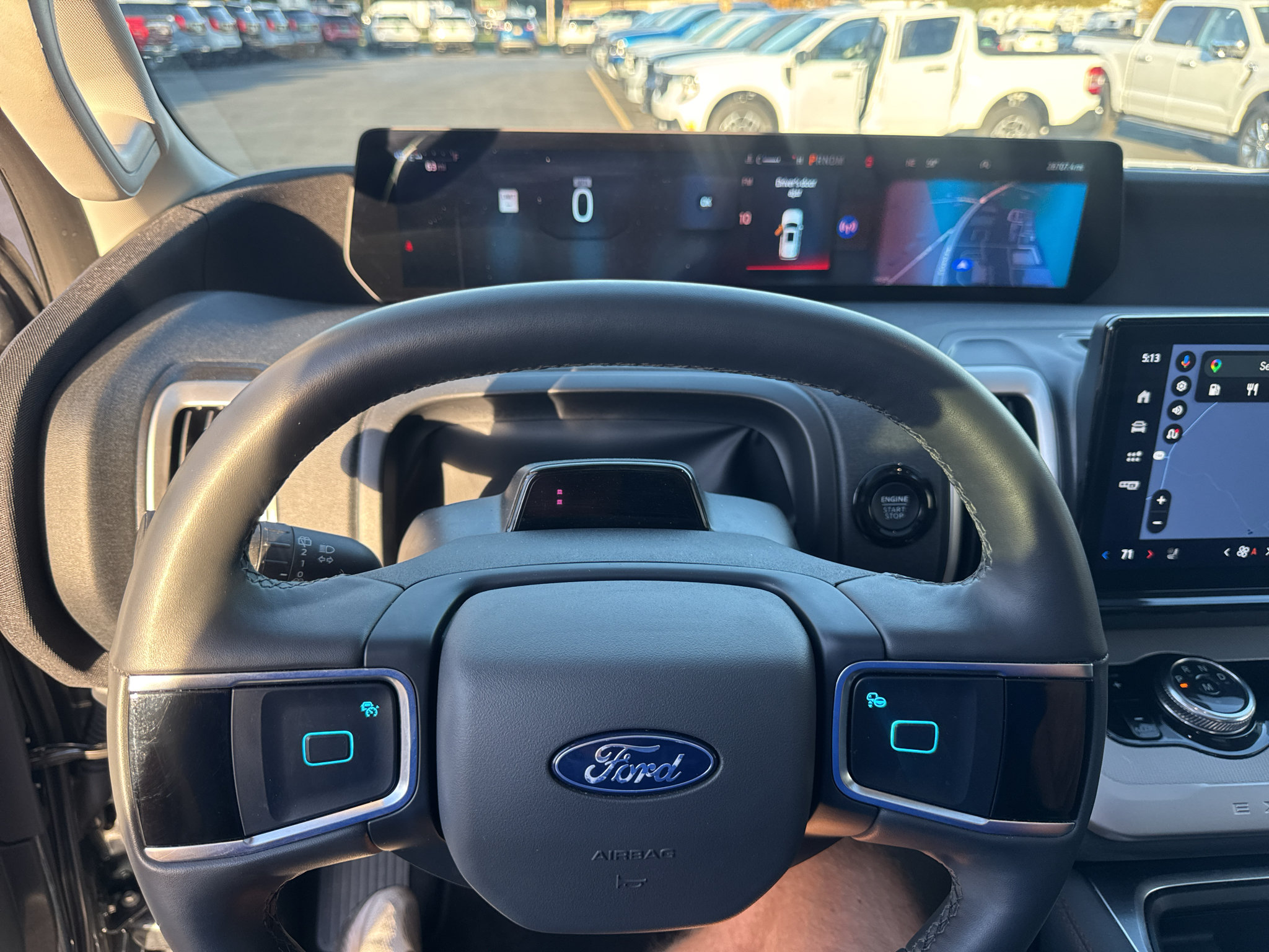 Certified 2025 Ford Expedition Active AWD/4WD image 19