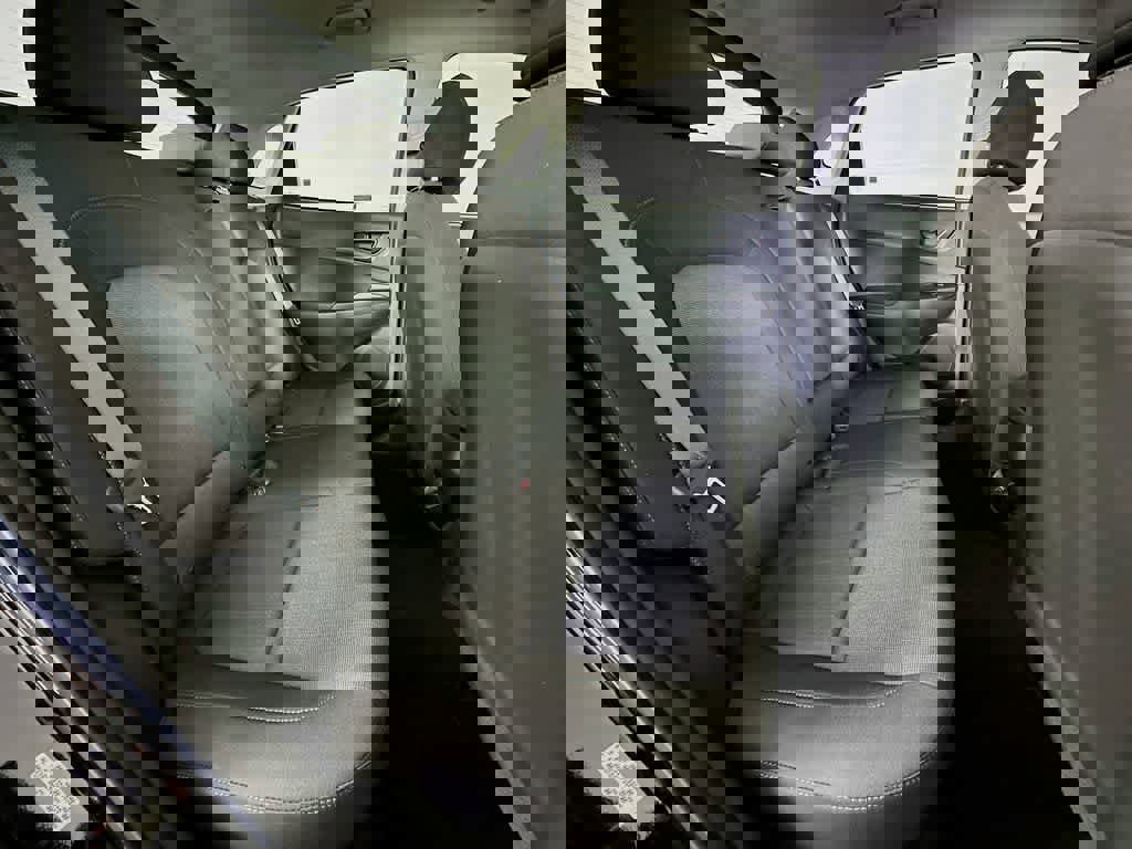 Used 2023 Hyundai Kona SEL image 30