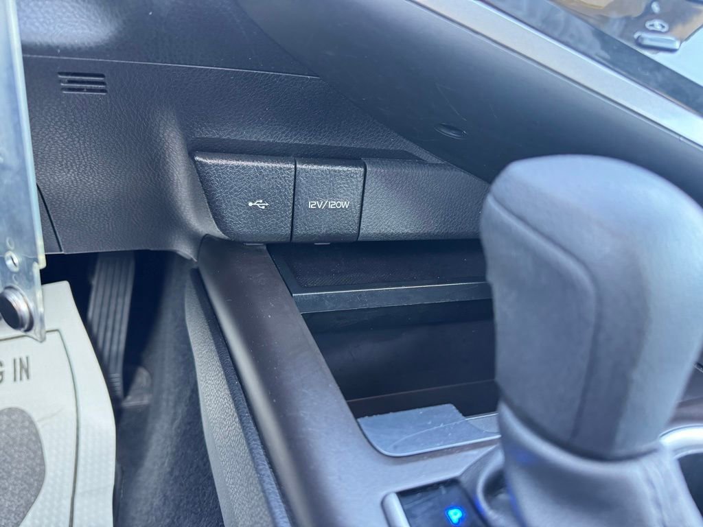 Used 2024 Toyota Camry LE image 21