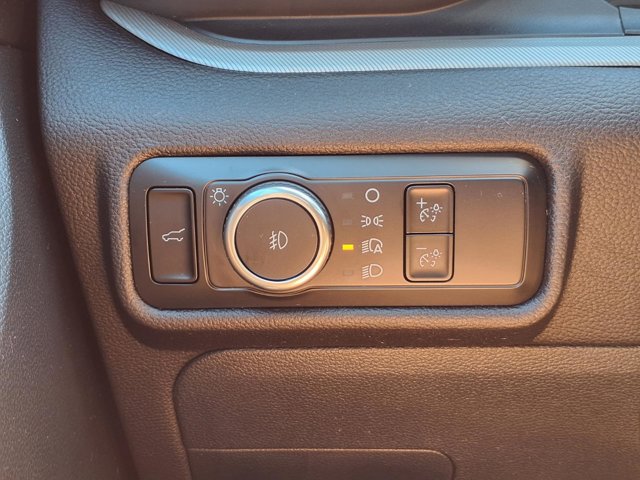 Certified 2024 Ford Explorer XLT w/ Equipment Group 202A AWD/4WD image 16