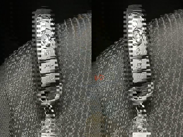 Certified 2022 Ford F150 XLT w/ Equipment Group 302A High image 30