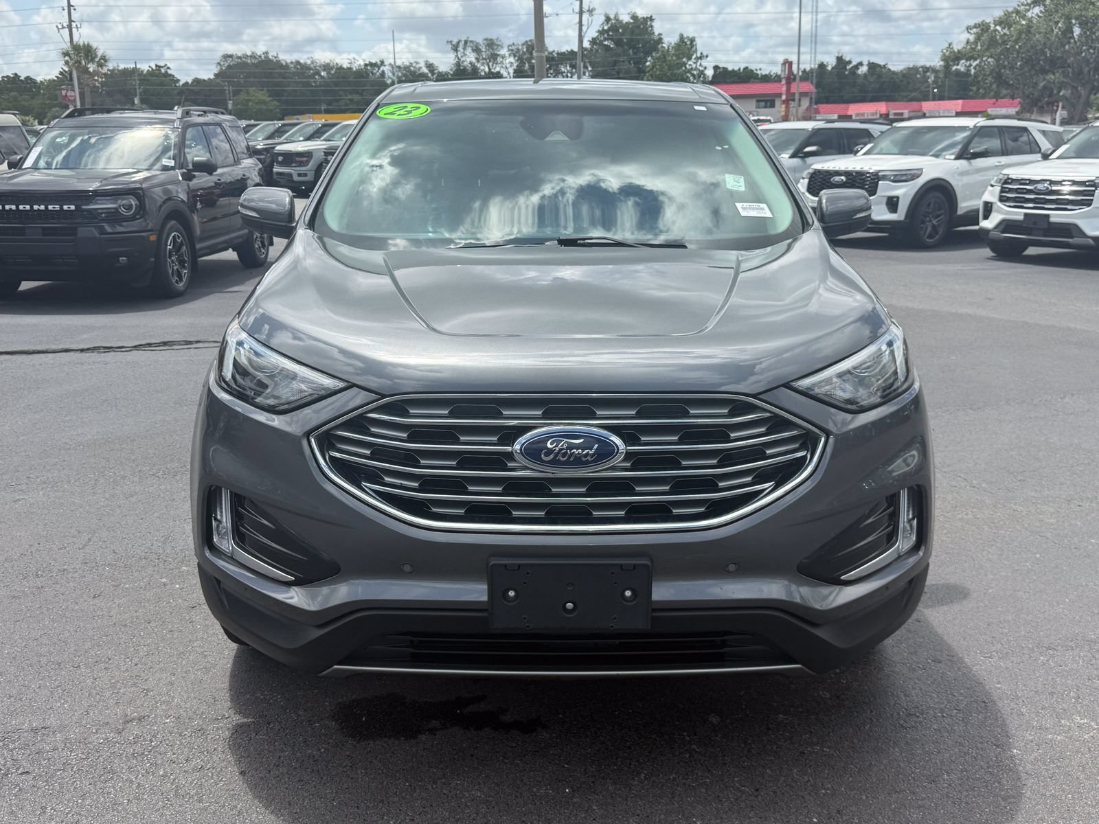 Certified 2023 Ford Edge Titanium AWD/4WD image 8
