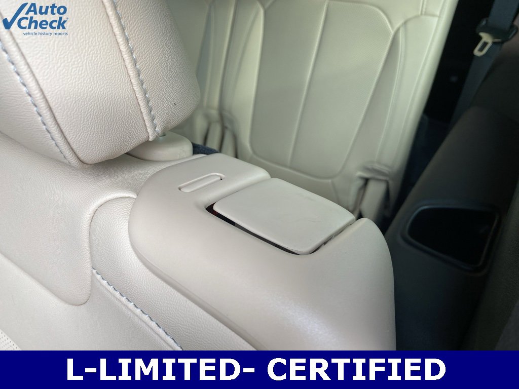 Used 2023 Jeep Grand Cherokee L Limited w/ Luxury Tech Group II image 22