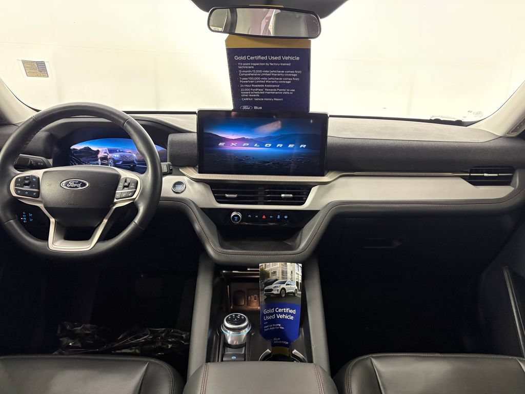 Certified 2025 Ford Explorer Active w/ Active Comfort Package AWD/4WD image 27